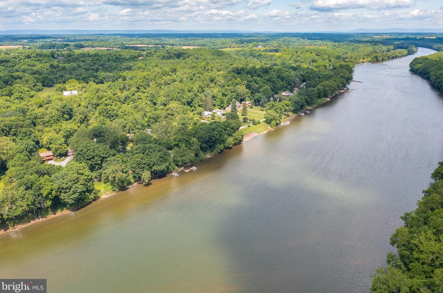 598 Mcshanes Landing Ln, Shepherdstown, WV 25443