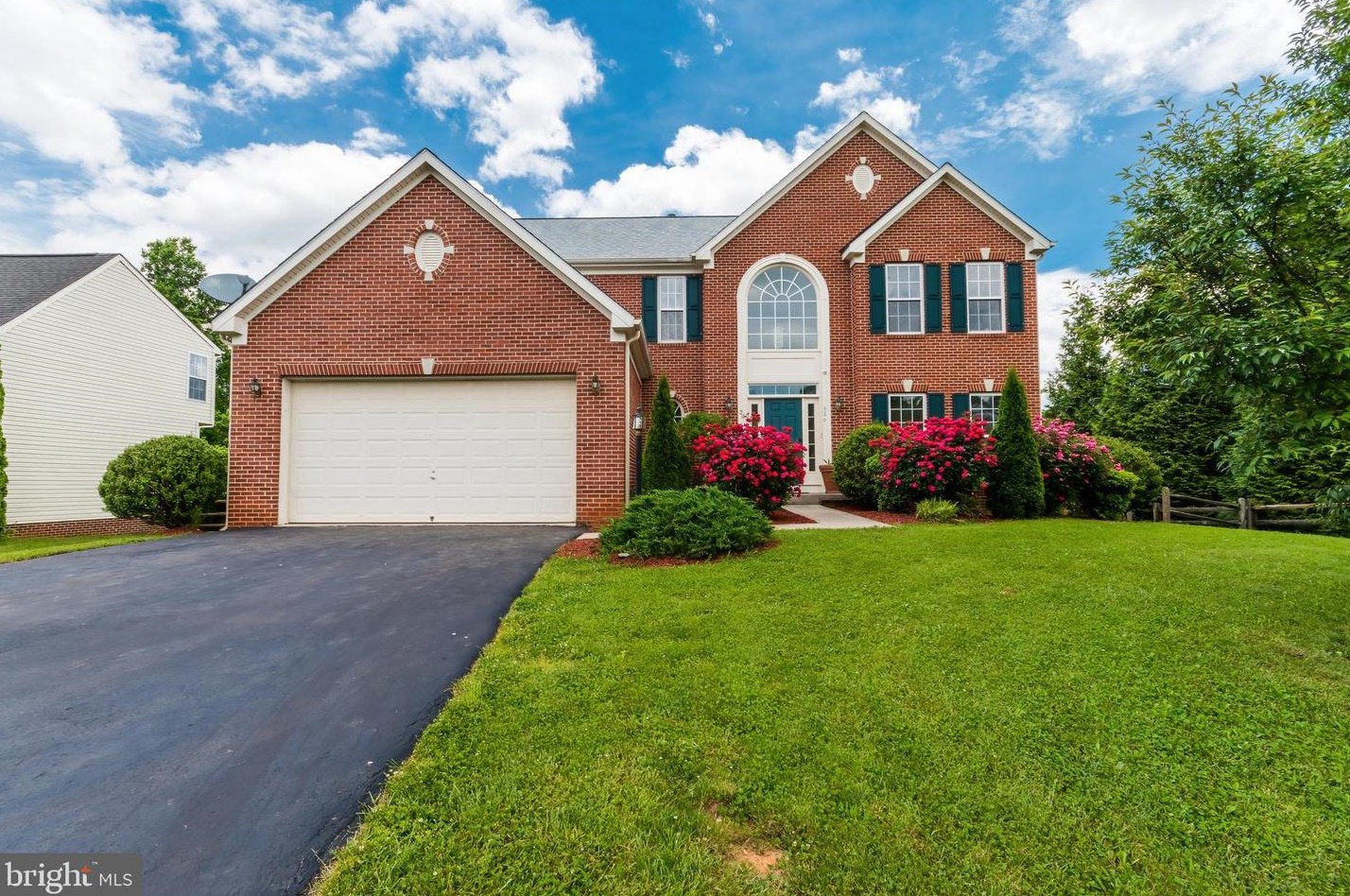 316 Sawgrass Dr, Charles Town, WV 25414