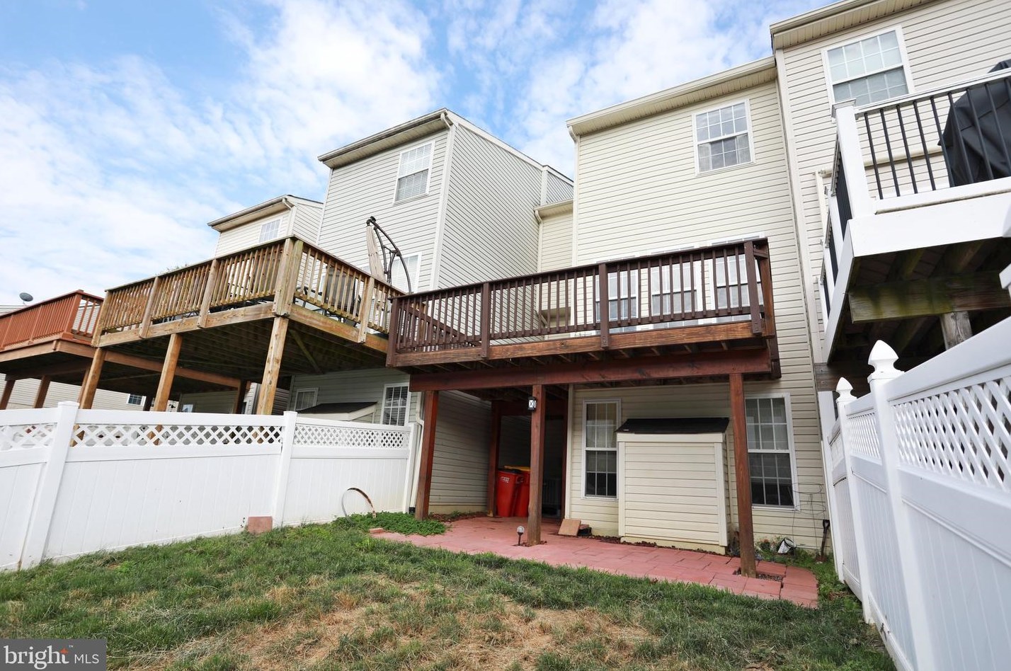 1350 Steed St, Ranson WV  25438-5708 exterior