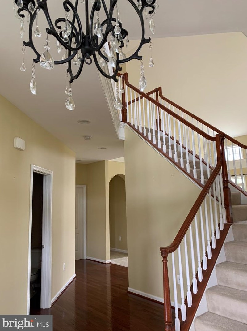 208 Lewis Washington Dr, Charles Town, WV 25414