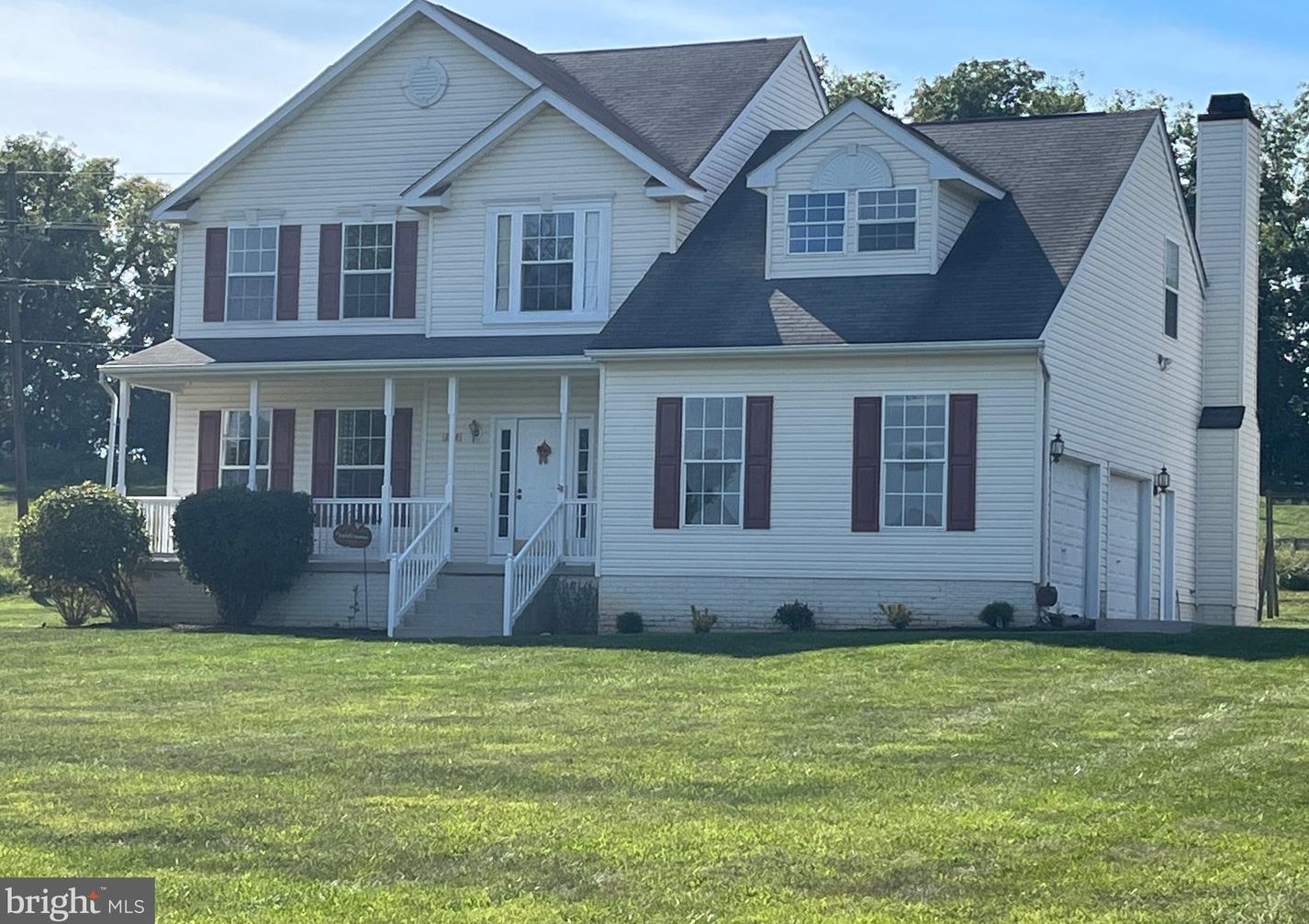794 Deer Mountain Dr, Harpers Ferry, WV 25425
