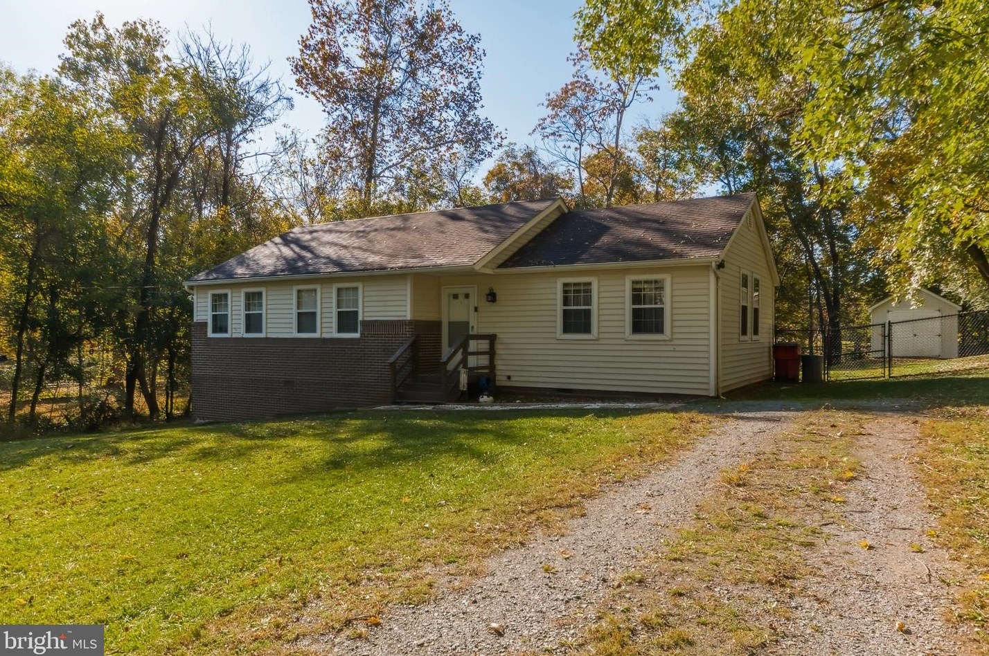 142 Foothill Ln, Harpers Ferry, WV 25425