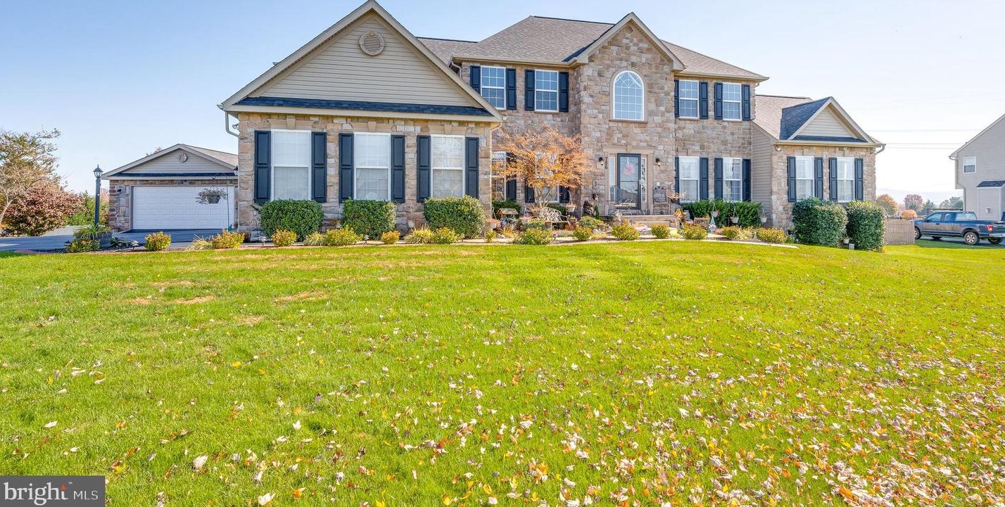 786 Spruce Hill Way, Charles Town, WV 25414
