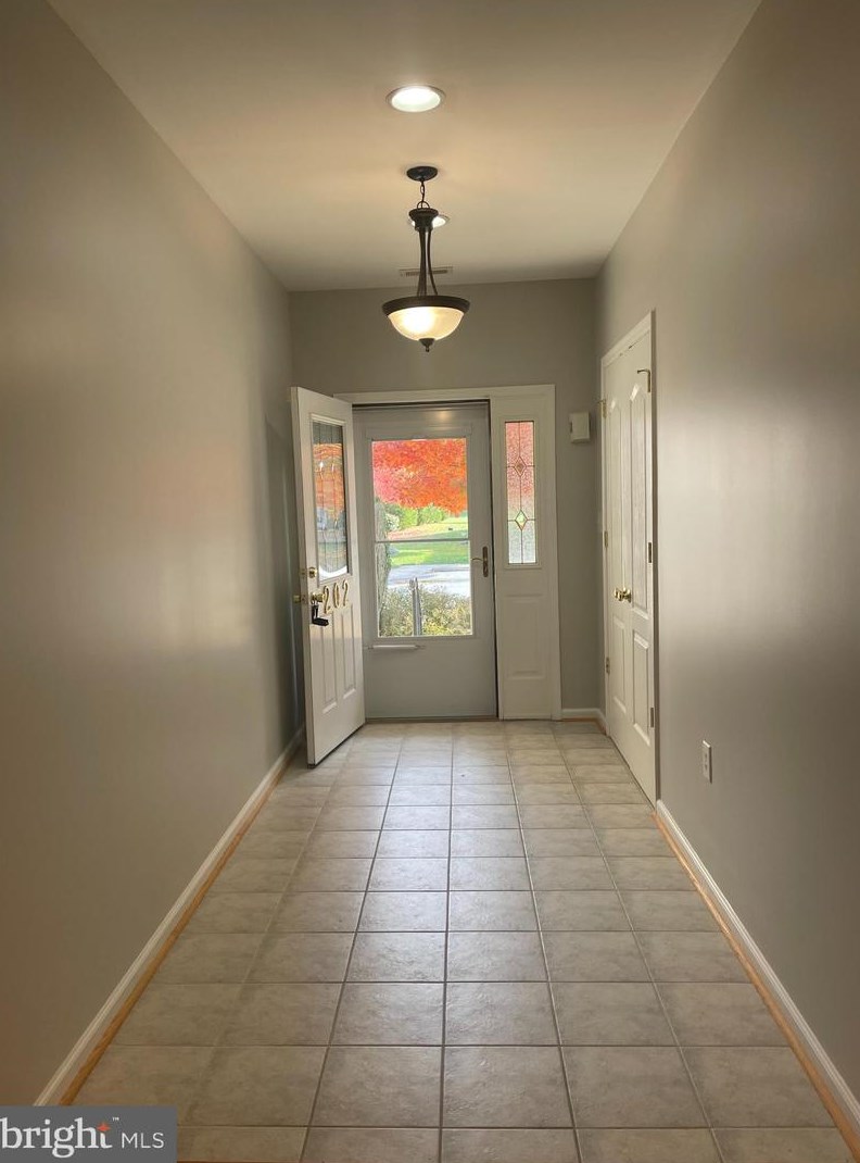 202 Baltusrol Dr, Charles Town, WV 25414