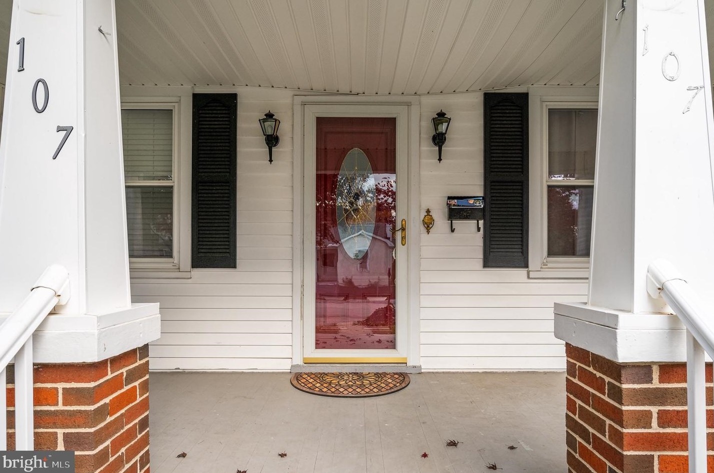 107 Buchannan St, Ranson, WV 25438-1001