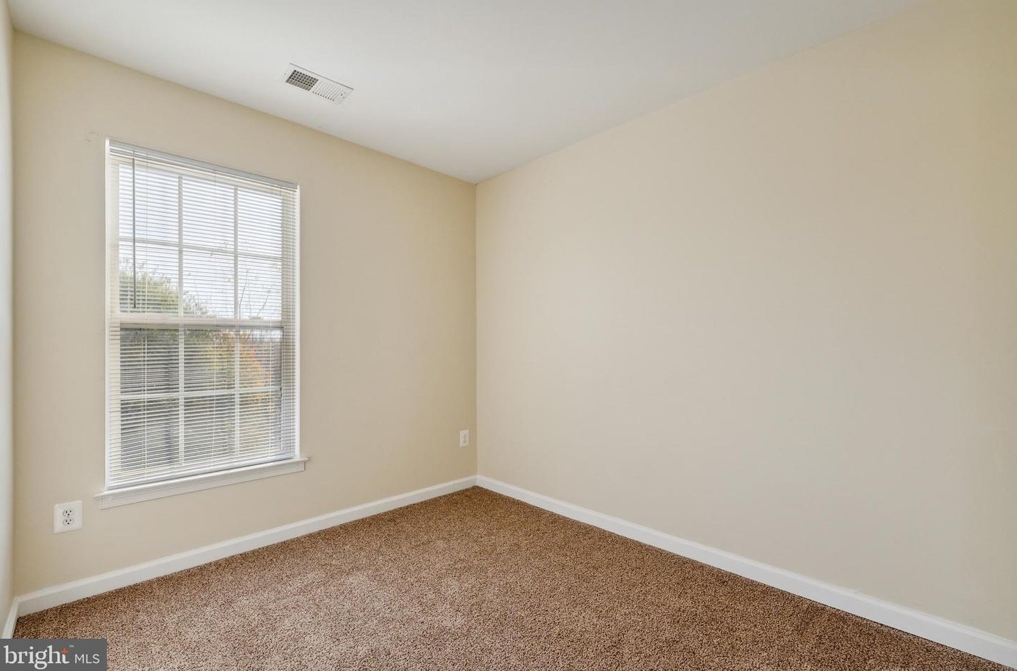1339 Mare St, Ranson WV  25438-5711 exterior