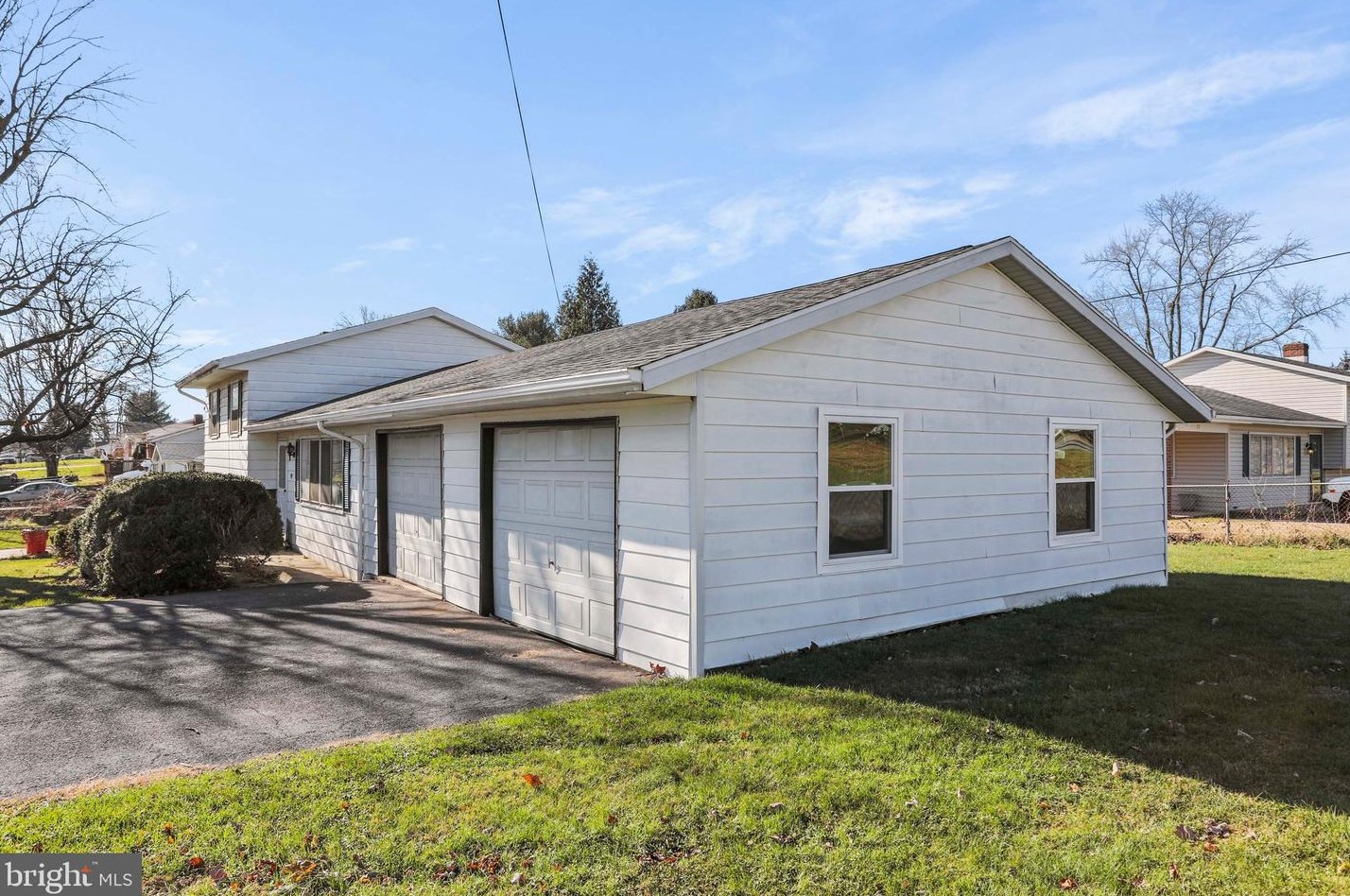 199 Orchard Dr, Ranson, WV 25438-1220