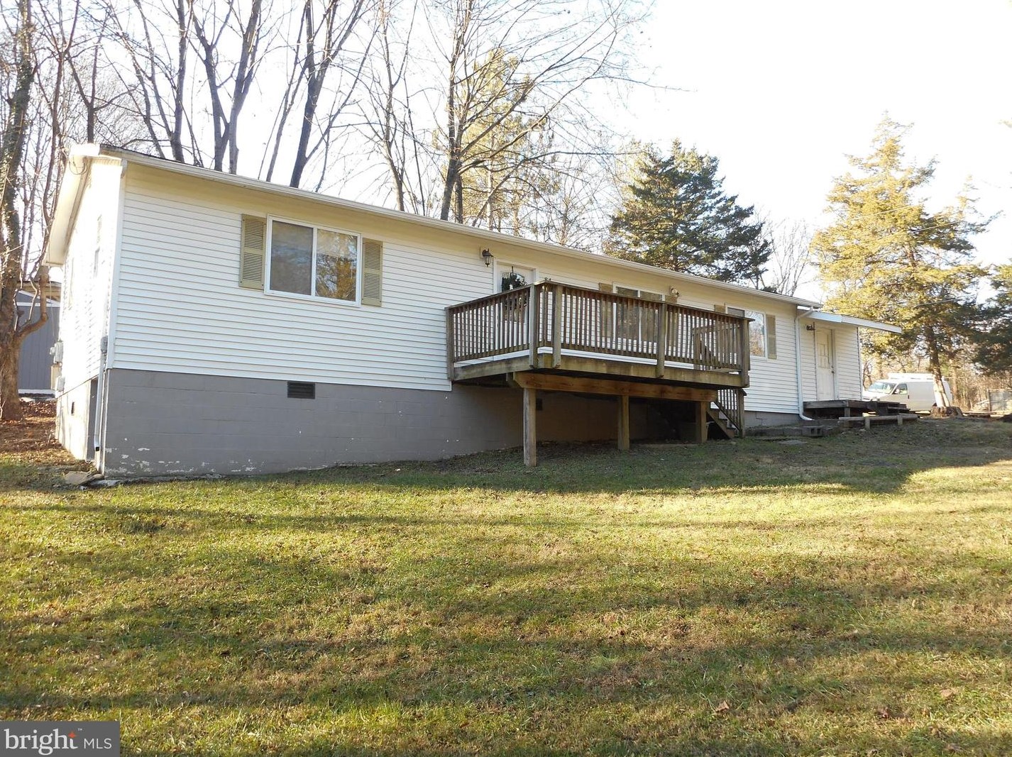 84 Heavenwood Ln, Harpers Ferry, WV 25425