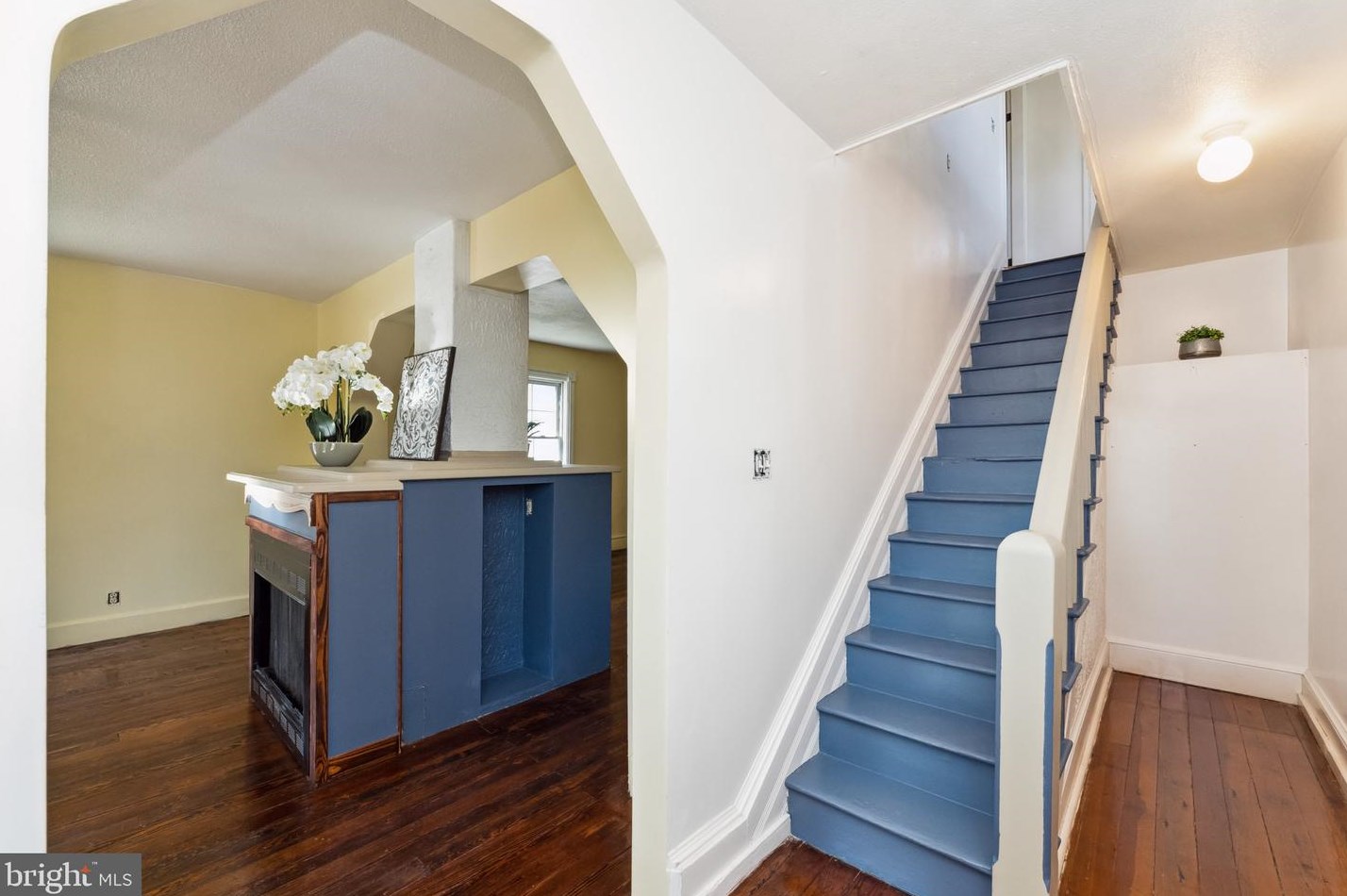 104 7th Ave, Ranson WV  25438-1439 exterior