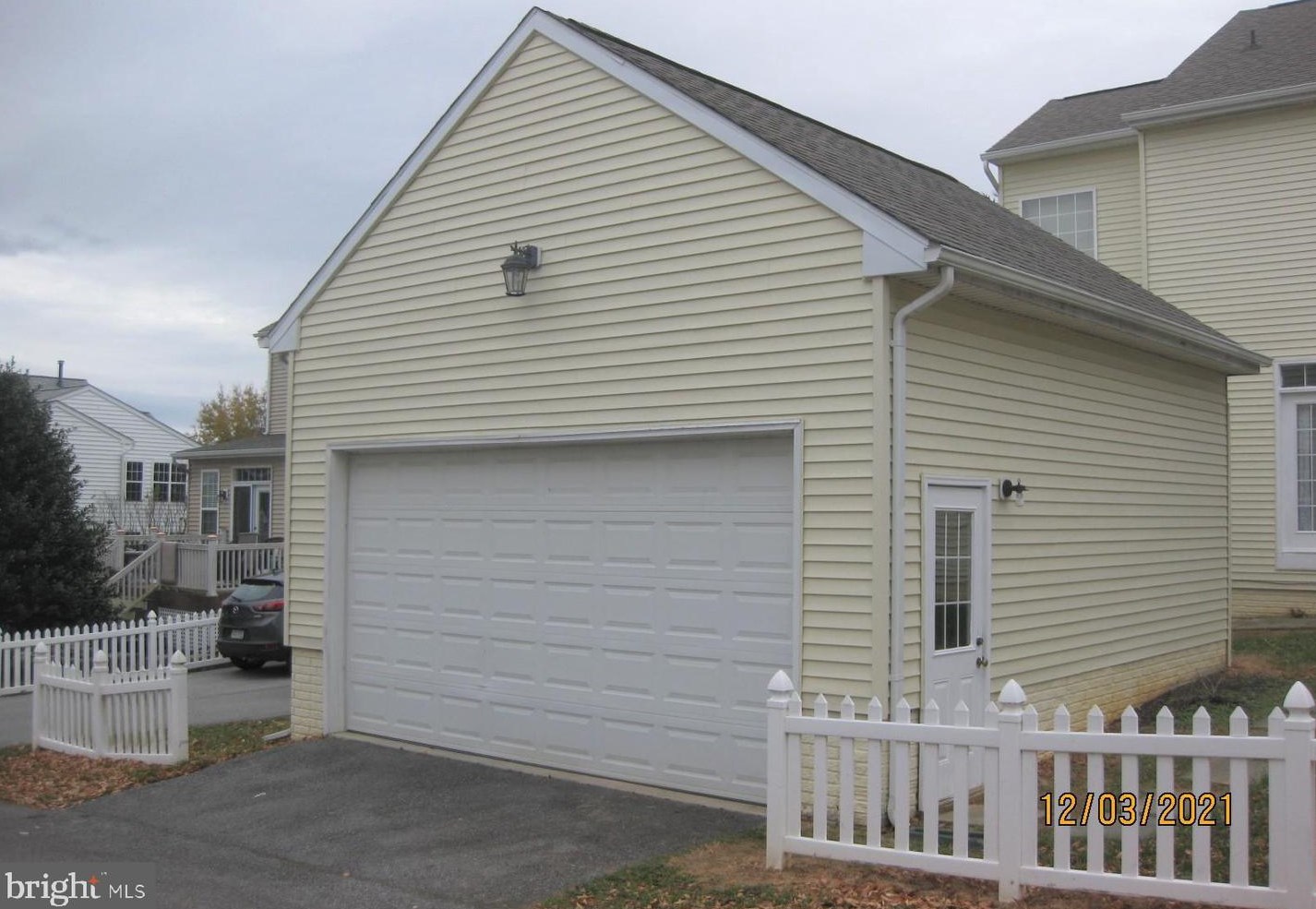 48 Battlefield Dr, Charles Town, WV 25414