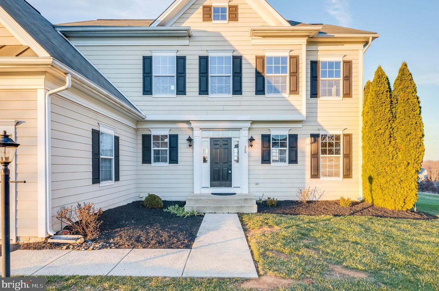 35 Blossom View Ct, Shepherdstown, WV 25443