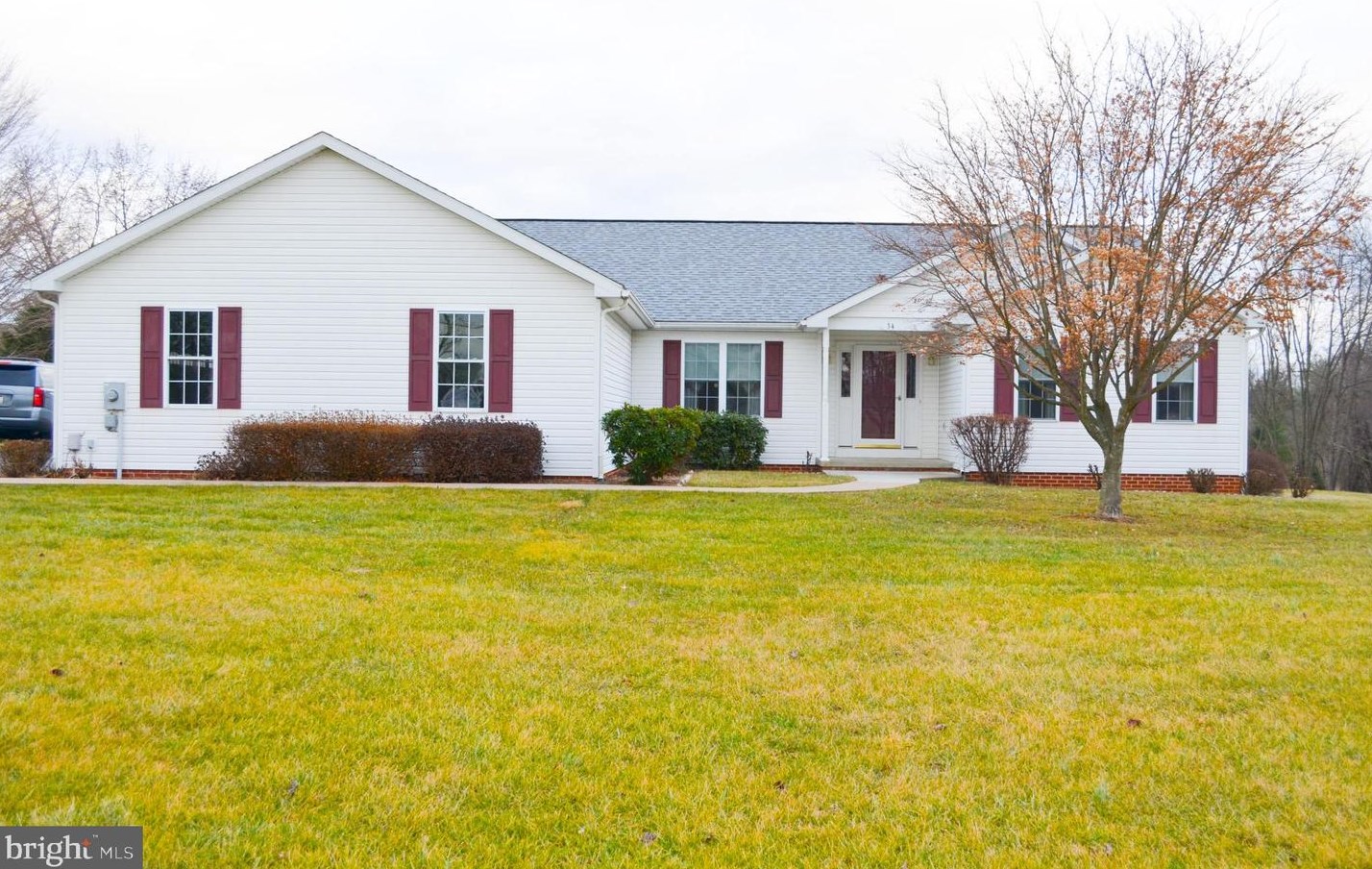 34 Tall Pines Dr, Charles Town, WV 25414