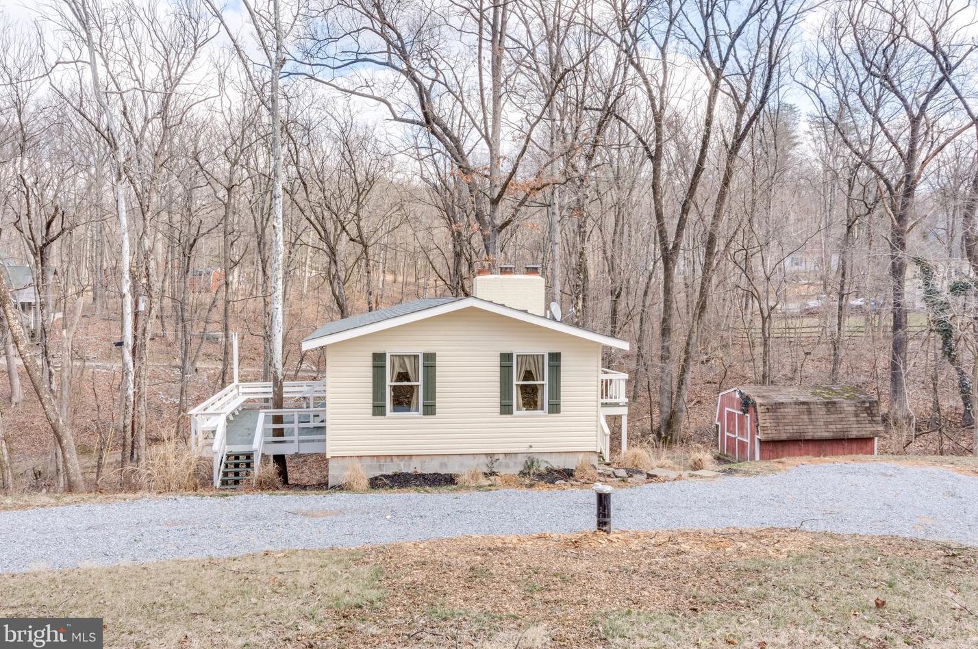 84 Hilltop Rd, Harpers Ferry, WV 25425