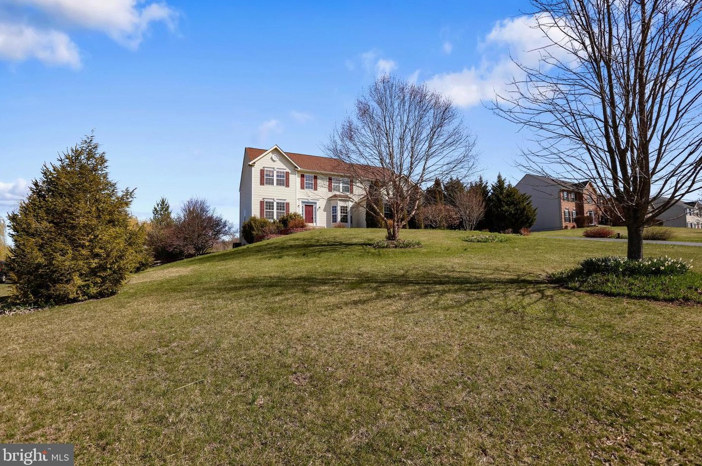 117 Hemlock Dr, Charles Town, WV 25414