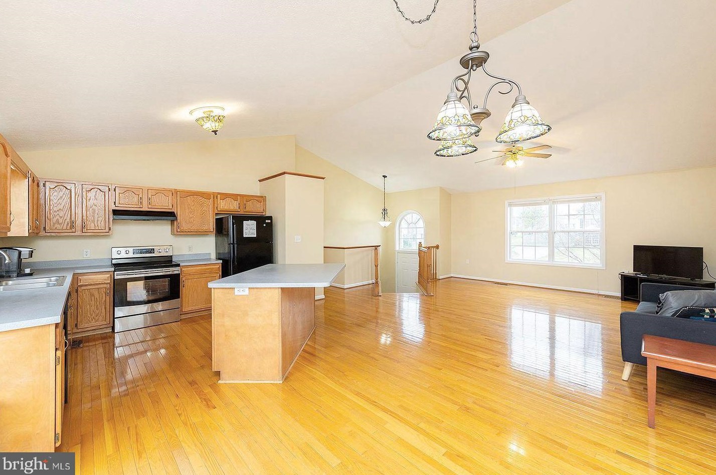 29 Roger Ct, Ranson, WV 25438-4844