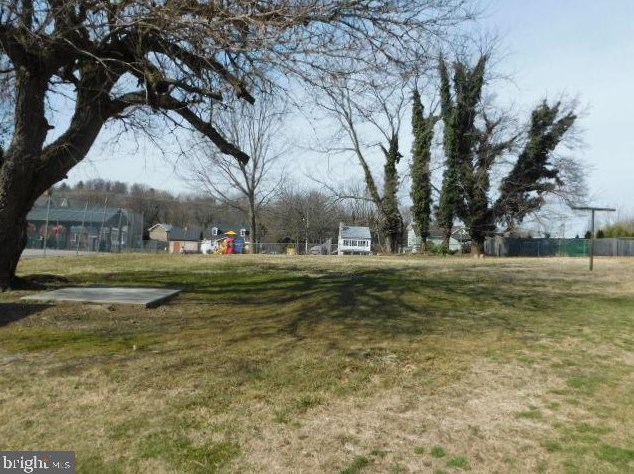 57 Zorger St, Harpers Ferry, WV 25425