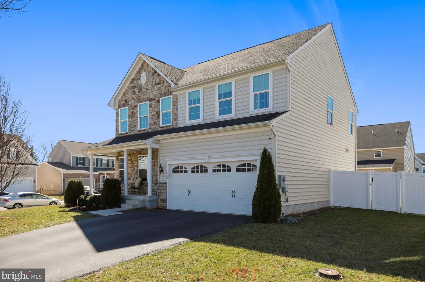234 Glenbrook Rd, Ranson WV  25438 exterior