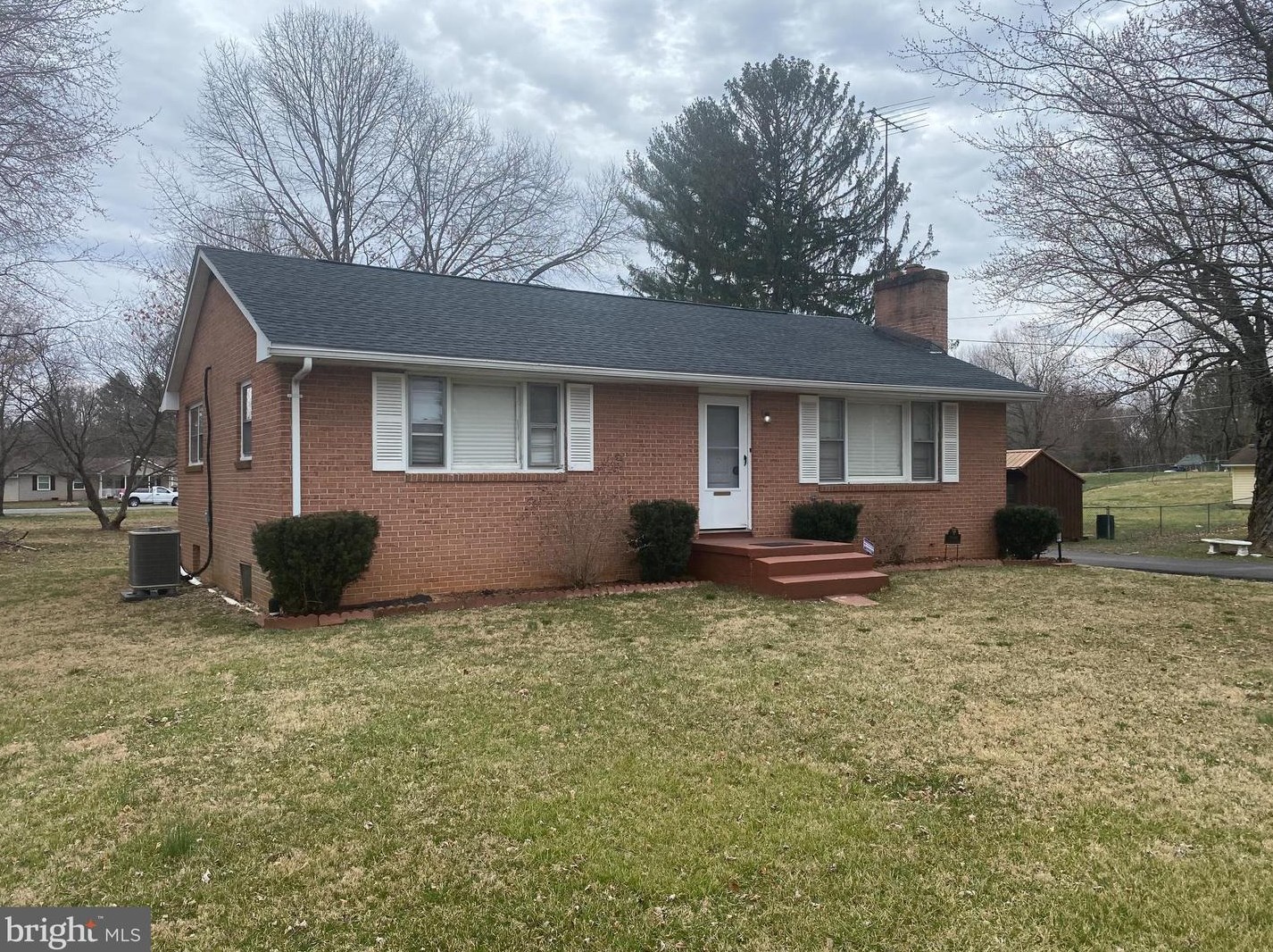 2969 Old Leetown Pike, Ranson WV  25438-5519 exterior