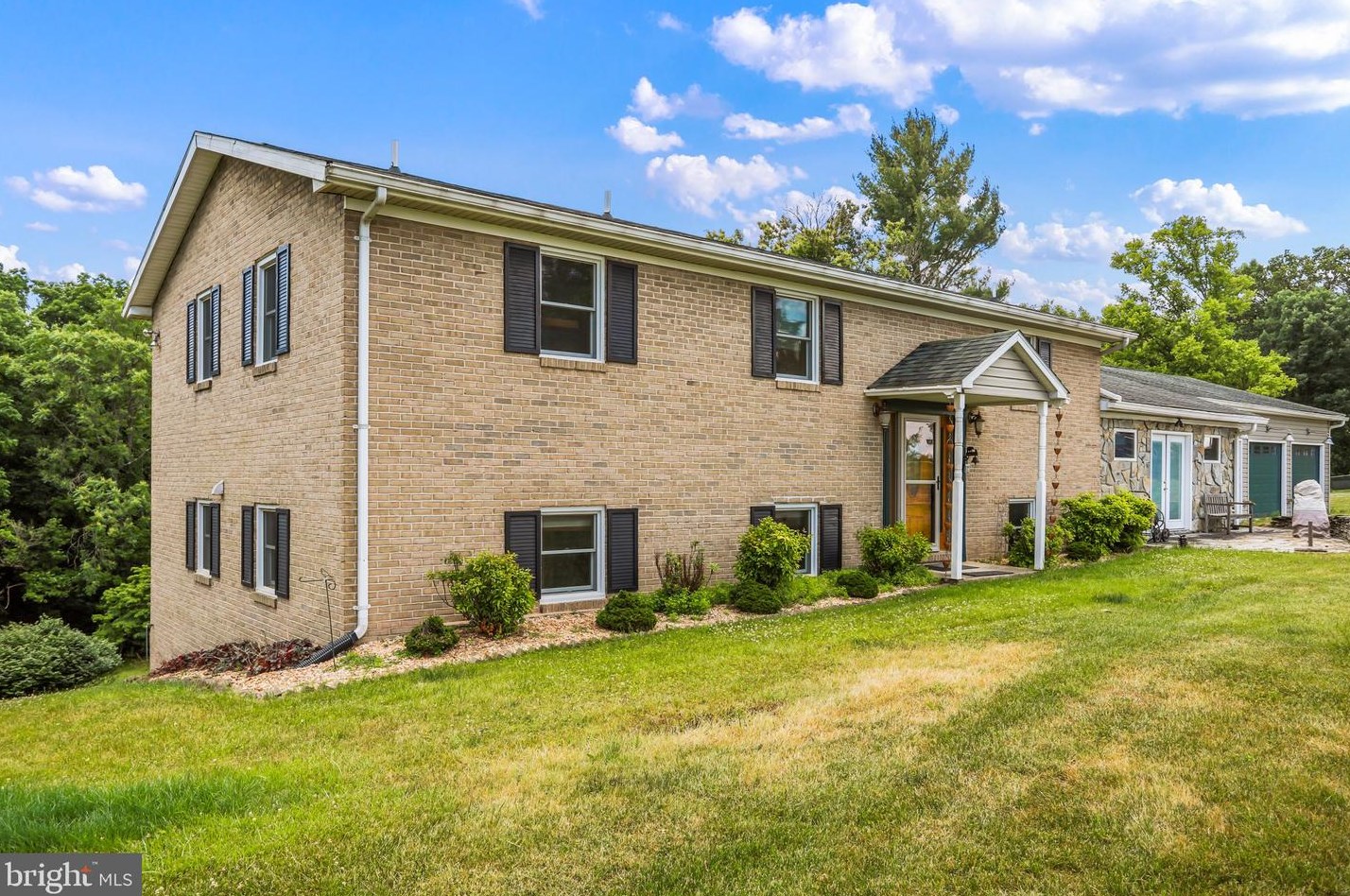 2040 Cattail Run Rd, Charles Town, WV 25414