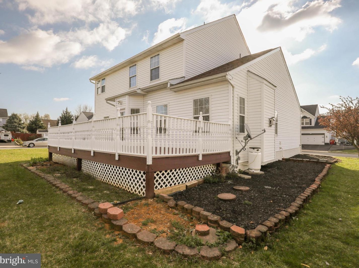 10 Gusty Ct, Charles Town, WV 25414