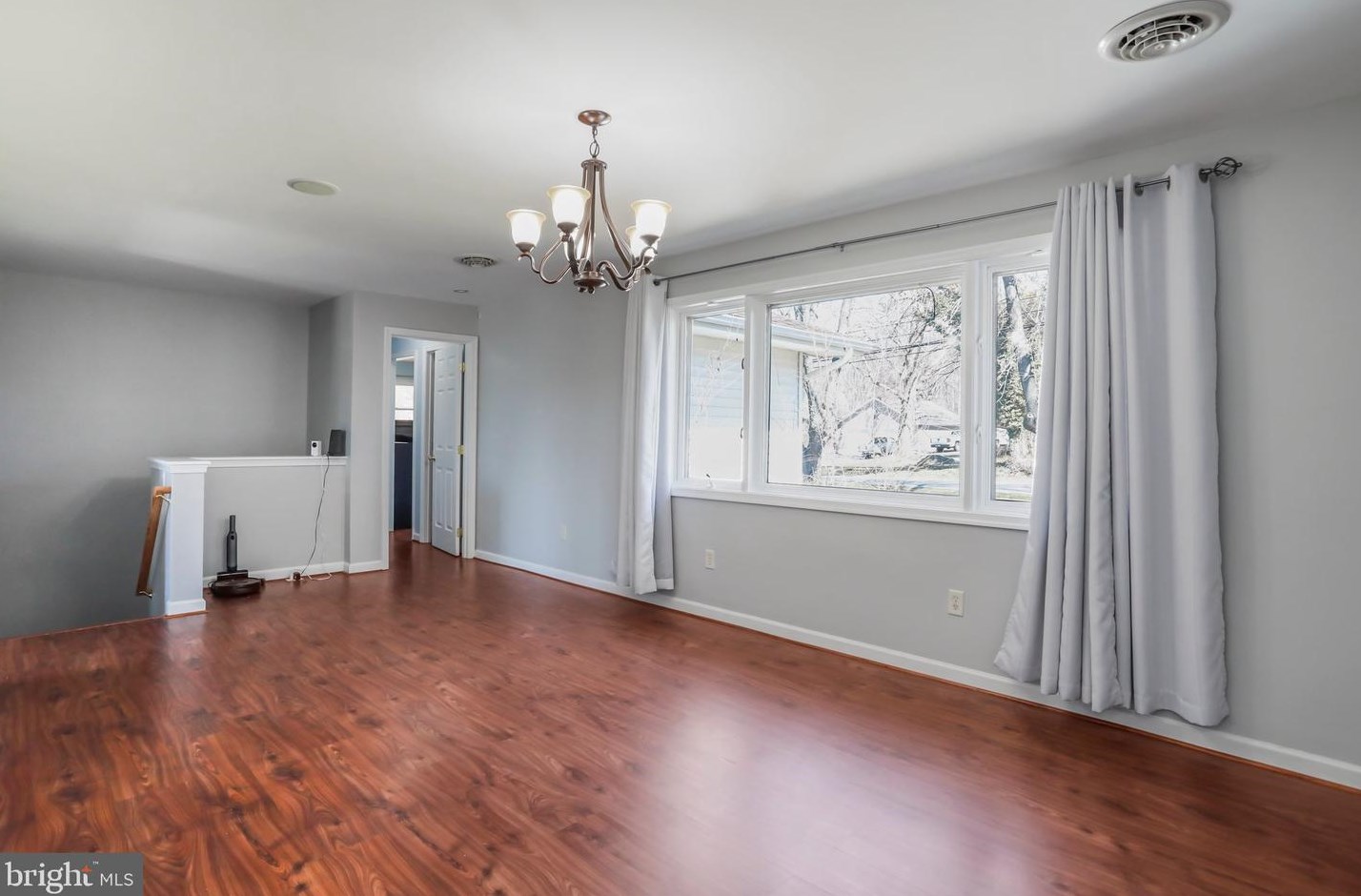 224 Old Leetown Pike, Martinsburg WV 25430-5561 exterior