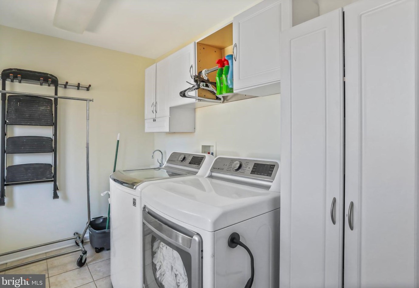 224 Old Leetown Pike, Martinsburg WV 25430-5561 exterior