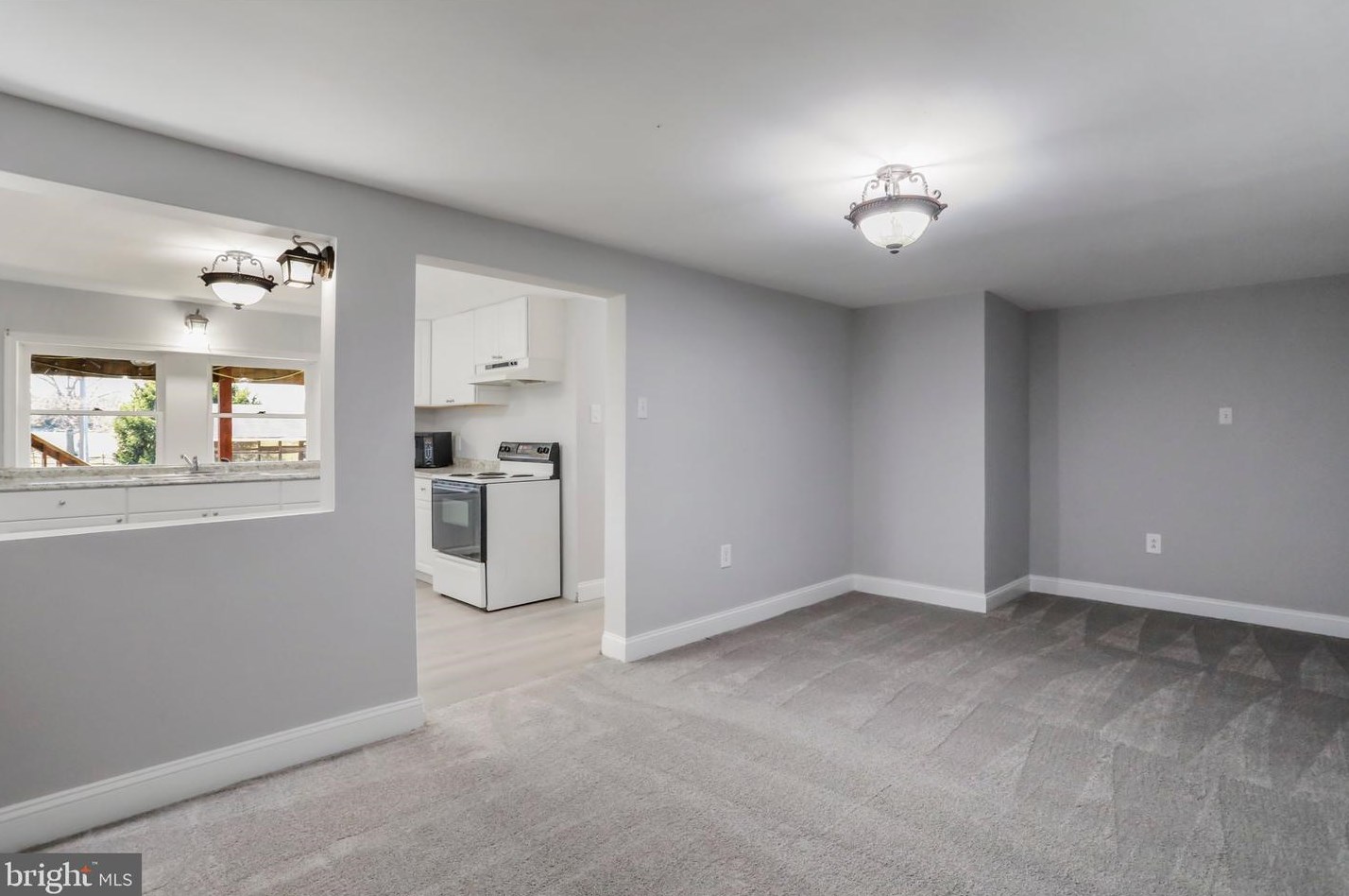 224 Old Leetown Pike, Martinsburg WV 25430-5561 exterior