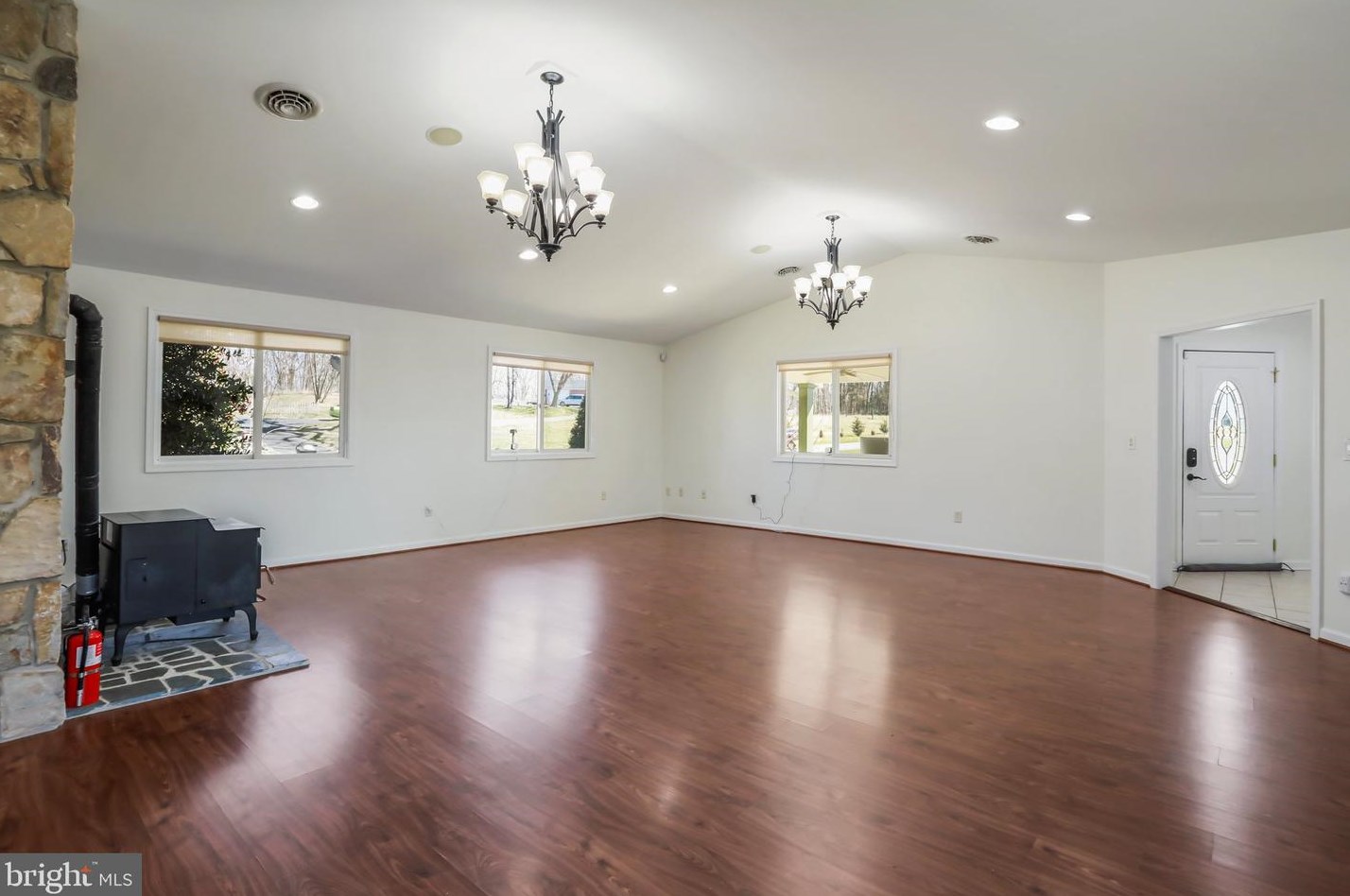 224 Old Leetown Pike, Martinsburg WV 25430-5561 exterior