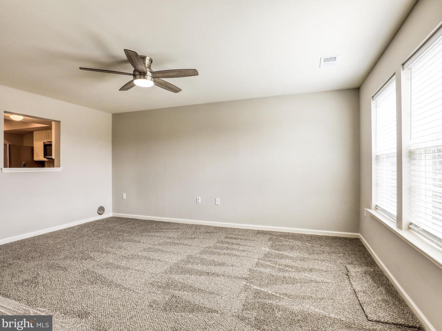 650 Thumper Dr, Ranson WV  25438-4890 exterior