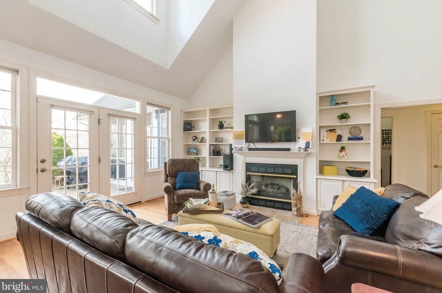 168 Meadow Ridge Dr, Shepherdstown, WV 25443