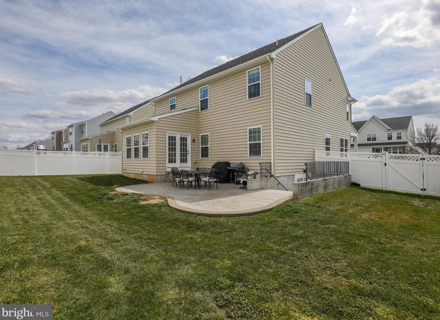 73 Overbrook Rd, Ranson, WV 25438