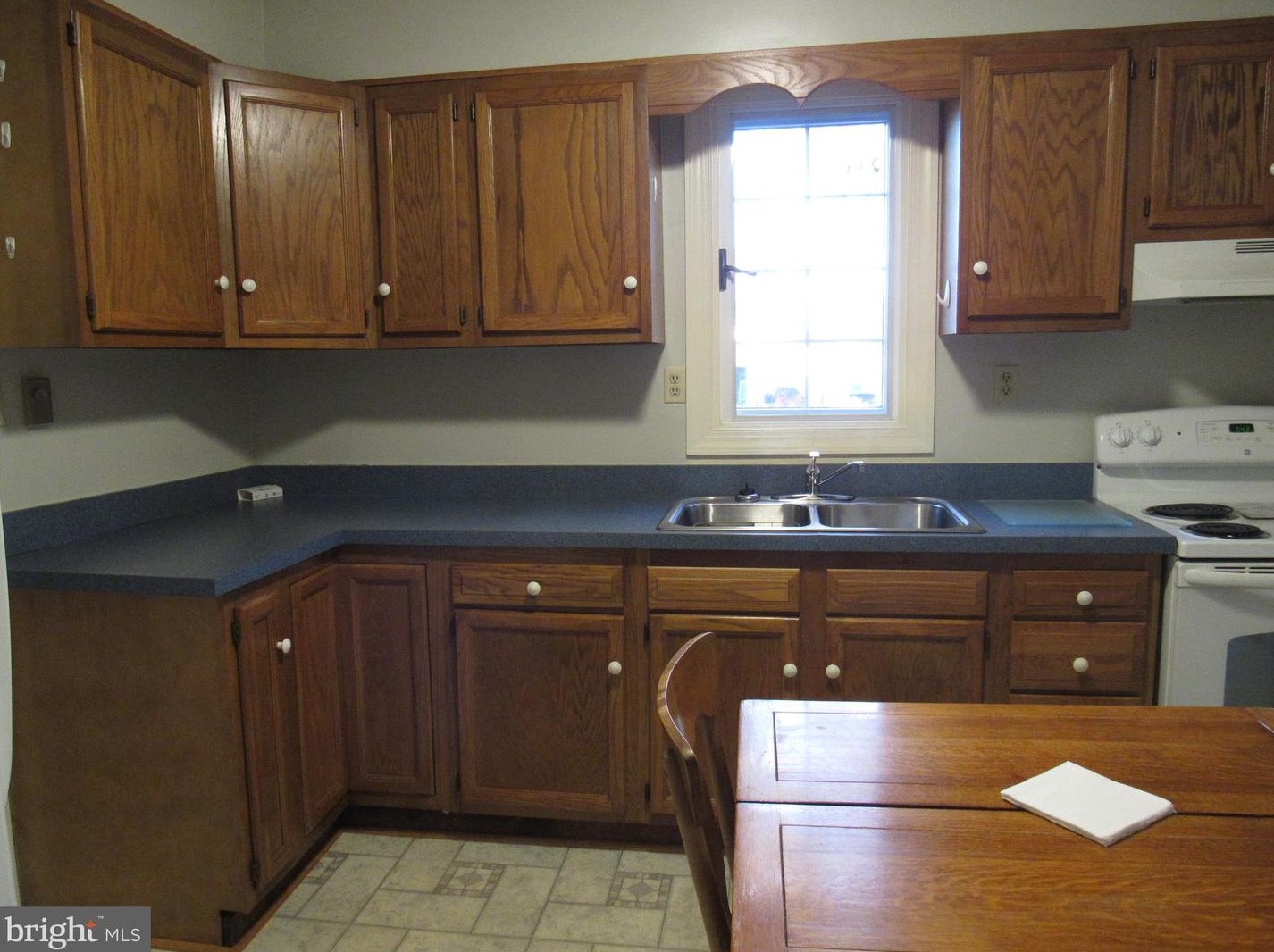 203 5th Ave, Ranson WV  25438-1613 exterior