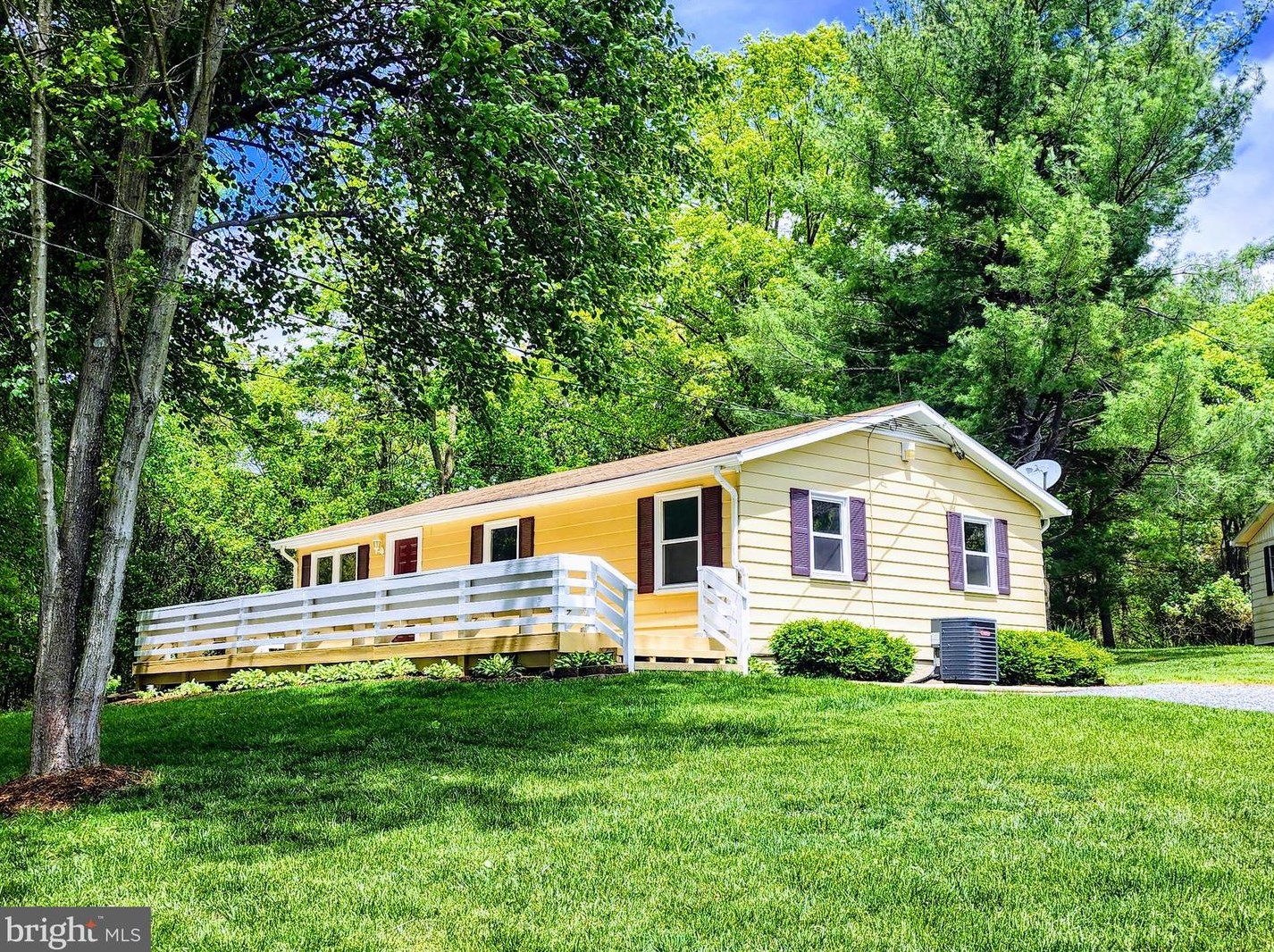 31 Jay Way, Shepherdstown, WV 25443