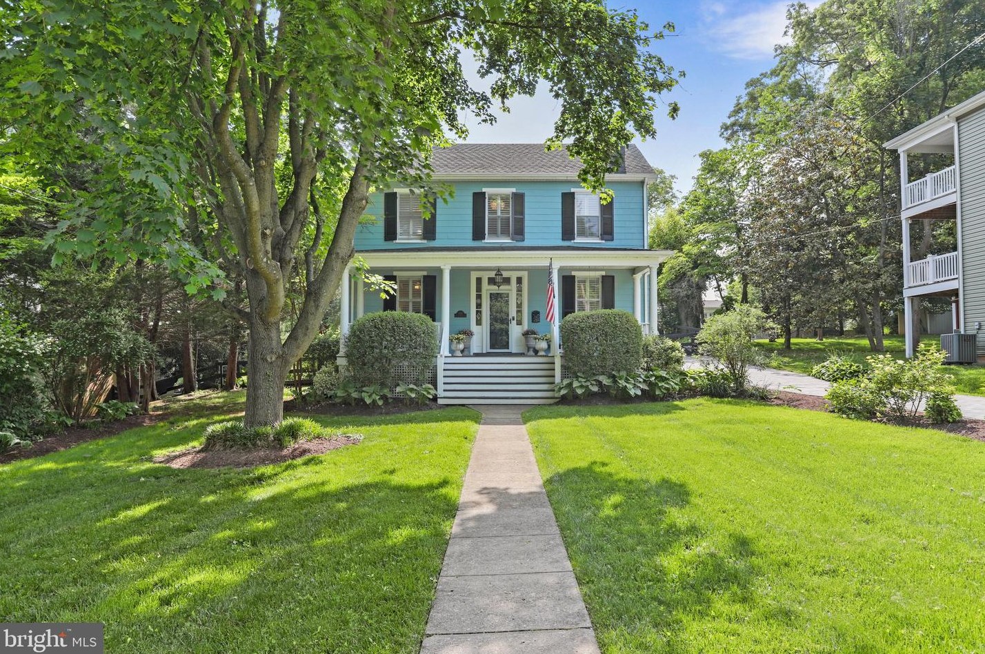 620 S Samuel St, Charles Town, WV 25414