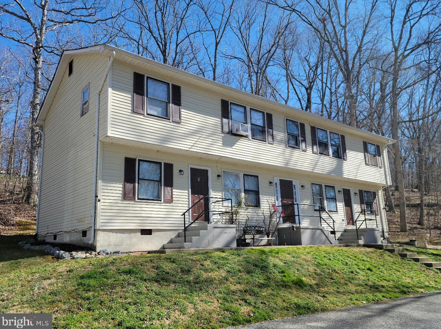 1005 Lower Clubhouse Drive, Harpers Ferry, WV 25425