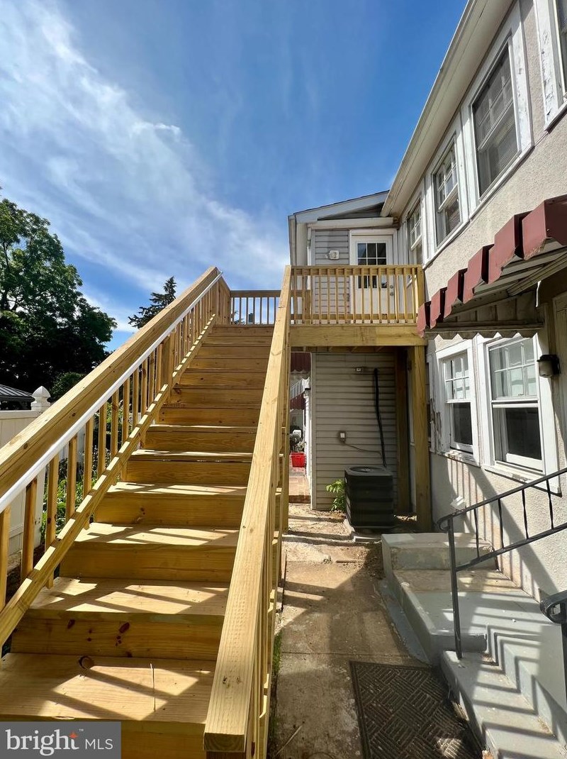326 E Liberty St #4, Charles Town, WV 25414