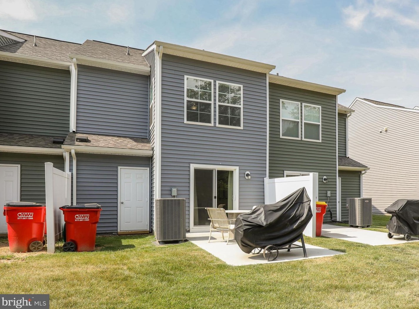 658 Thumper Dr, Ranson, WV 25438-4890