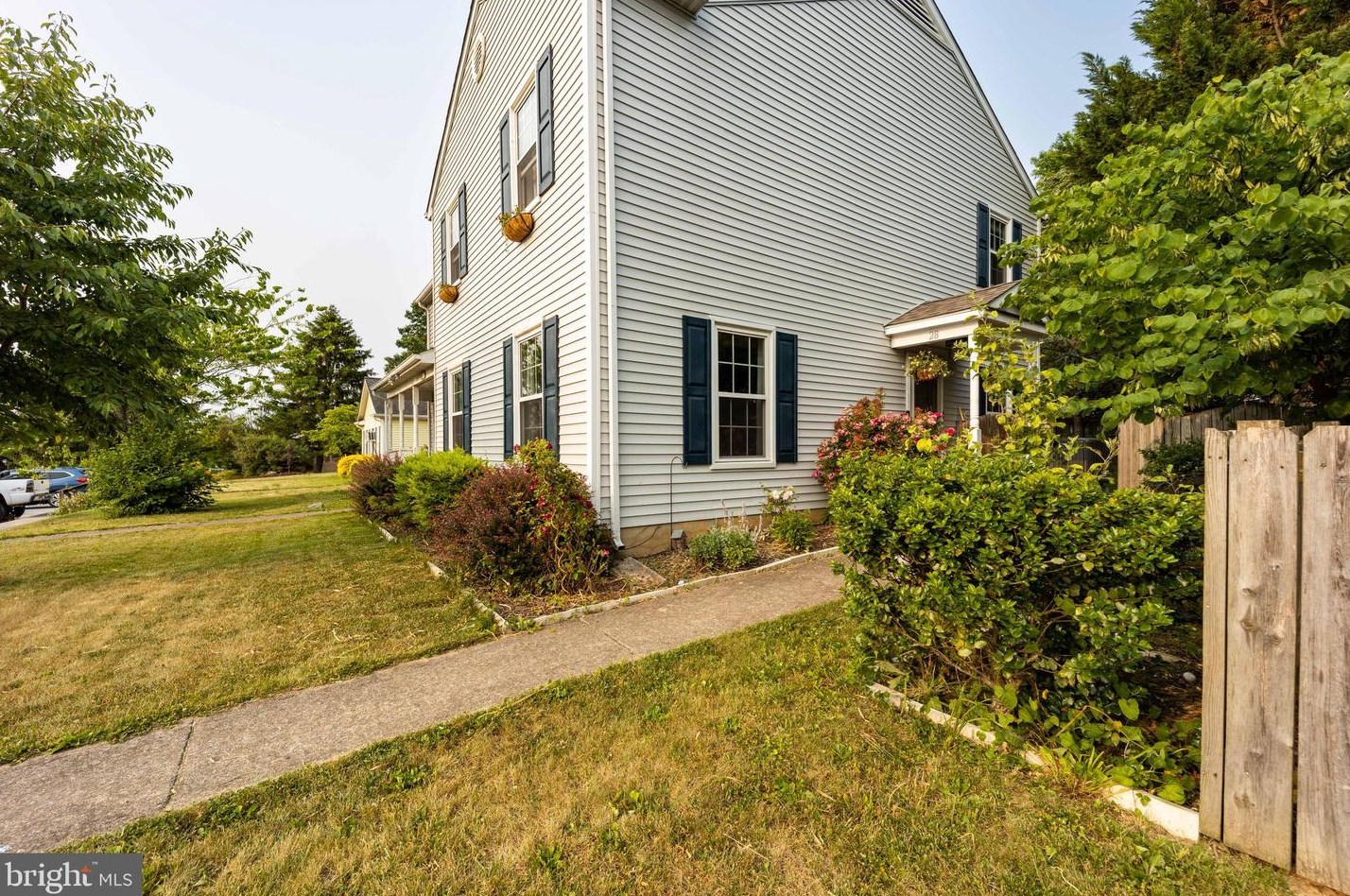 28 Newington Ct, Charles Town, WV 25414-4220