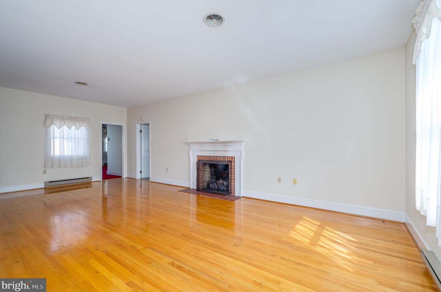 616 Seminary St, Charles Town WV  25414-1447 exterior