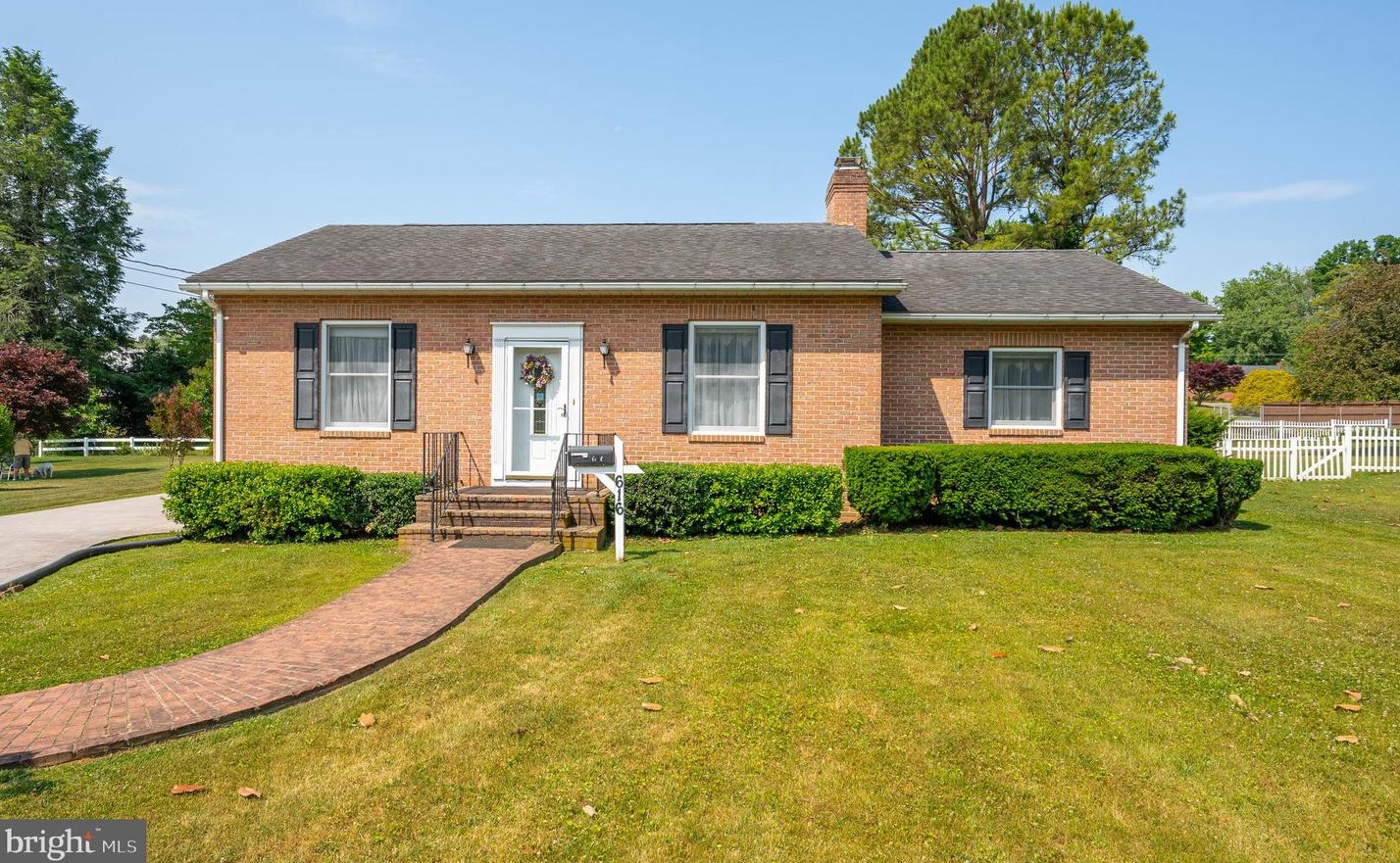 616 Seminary St, Charles Town WV  25414-1447 exterior