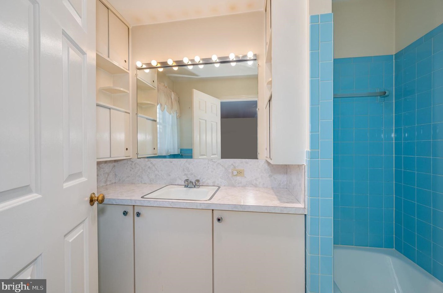 616 Seminary St, Charles Town WV  25414-1447 exterior