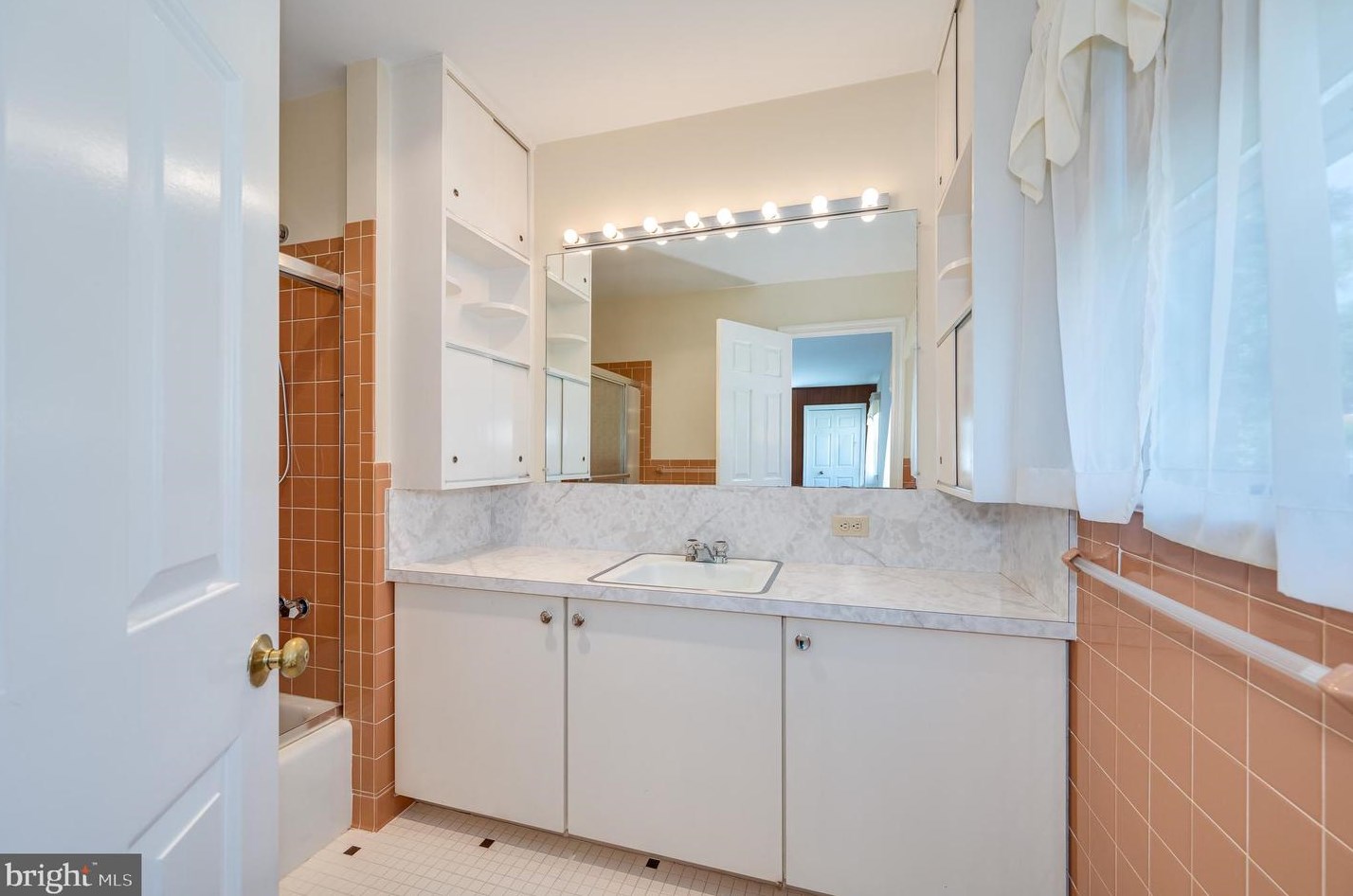 616 Seminary St, Charles Town WV  25414-1447 exterior