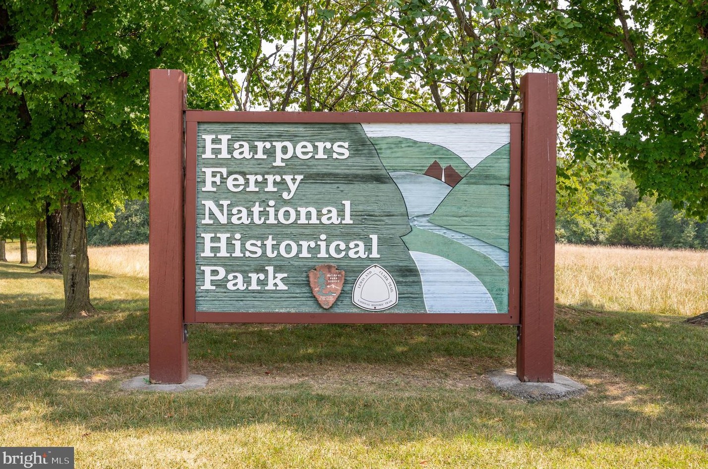 201 Pointfield Dr, Harpers Ferry WV 25425-5173 exterior