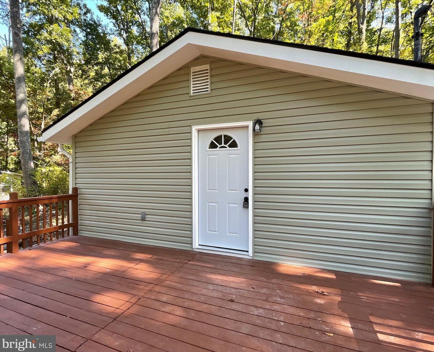 110 Red Maple Ln, Harpers Ferry, WV 25425