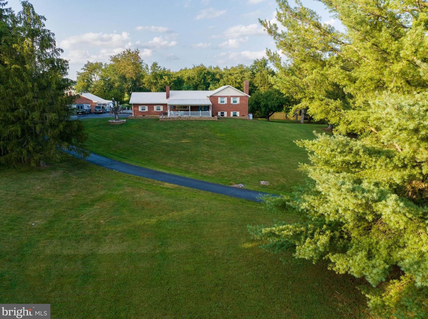 525 Hite Rd, Martinsburg, WV 25430-2766