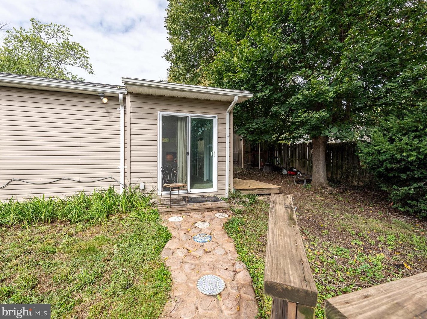 55 Clay St, Harpers Ferry WV  25425-6332 exterior