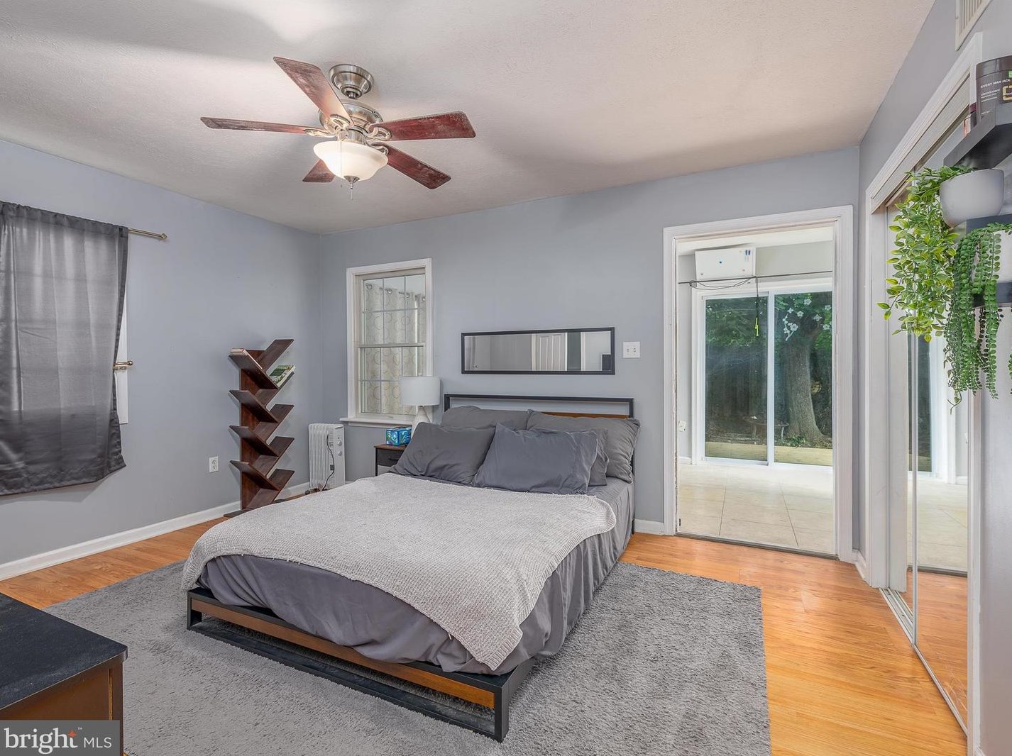 55 Clay St, Harpers Ferry WV  25425-6332 exterior