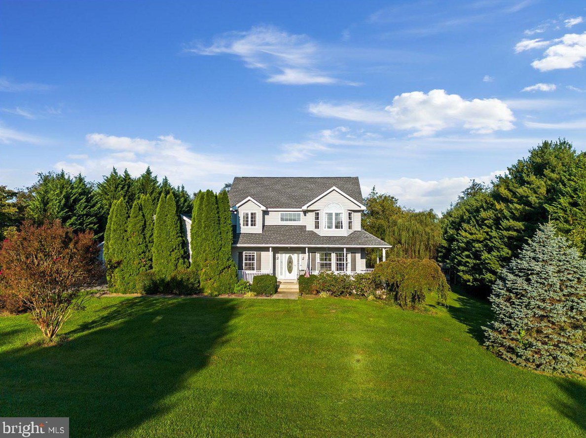 367 Grouse Knoll Ln, Summit Point, WV 25446