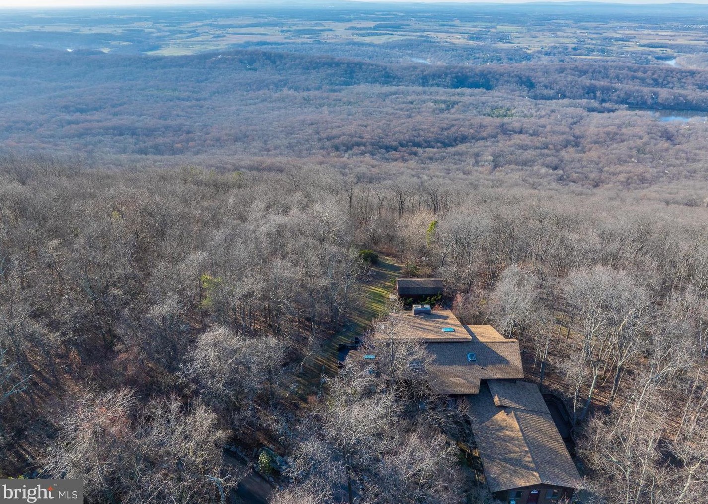 794 Eagles Nest Ln, Harpers Ferry, WV 25425