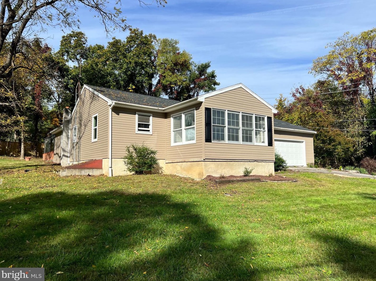 25 Mountainside Rd, Harpers Ferry, WV 25425